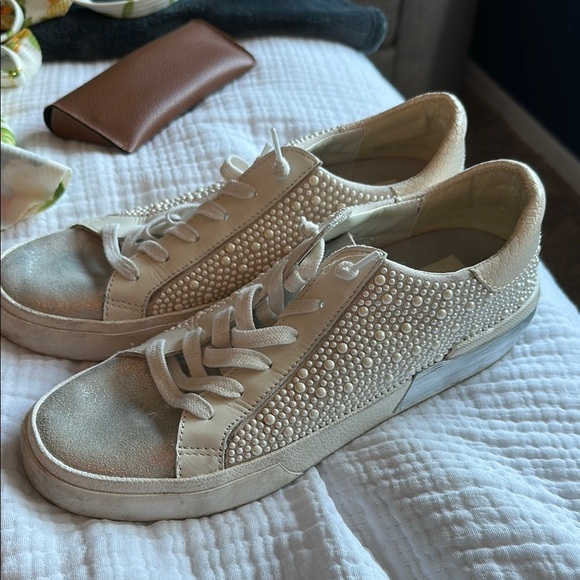 Dolce Vita Shoes - Dolce Vita Women's Cream White Pearl Studded Silver Sneakers